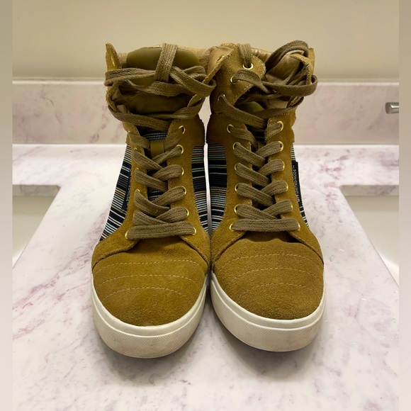 United Nude Women's Play Fashion Sneaker - Picture 2 of 5